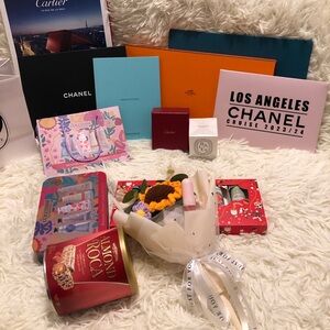 SEPHORA Oil Infusion Hydrating Lip Oil (Free Gift On Last Picture)